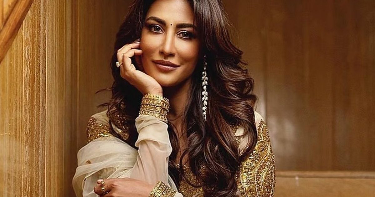 Famous Bollywood actress admitted to hospital