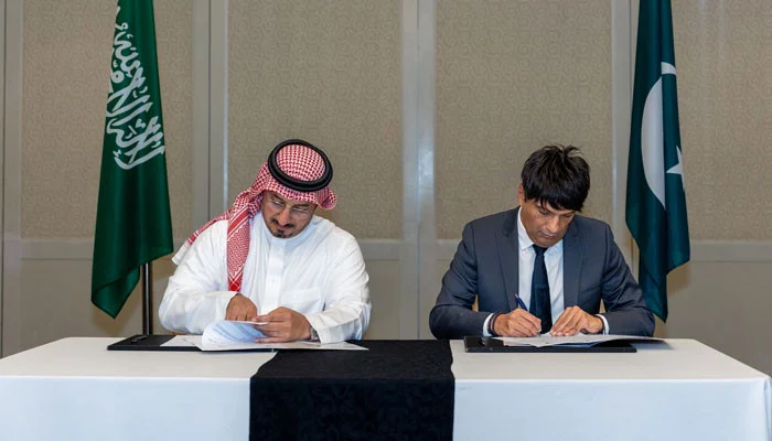 Pakistan Football Federation signs agreement