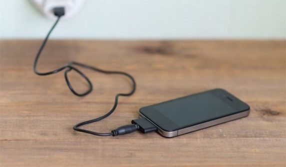 When to charge a smartphone