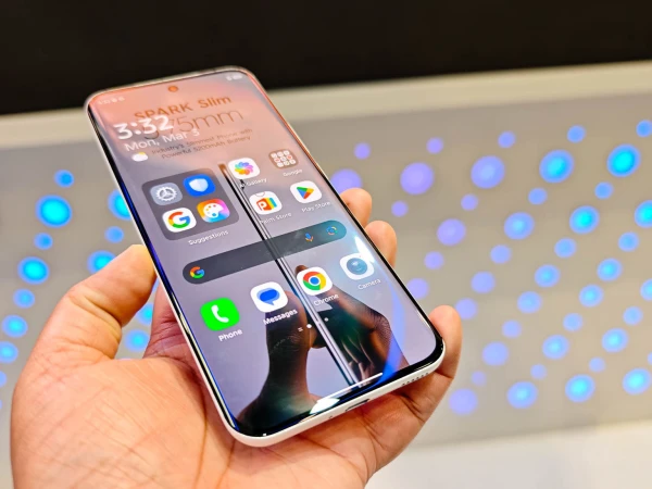 Samsung decides to increase production of thin smartphones