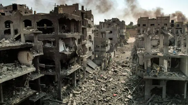 Hamas and Israel sign first phase of peace dea