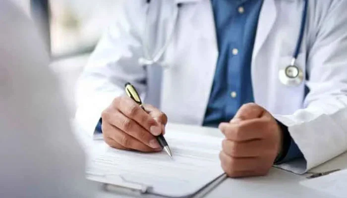 Indian court hears case regarding doctors' writing, judge