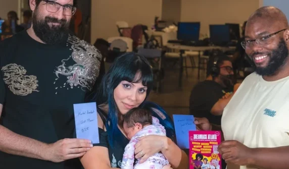 Mother wins video game tournament