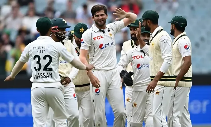 Pakistan shortens Test squad against South Africa
