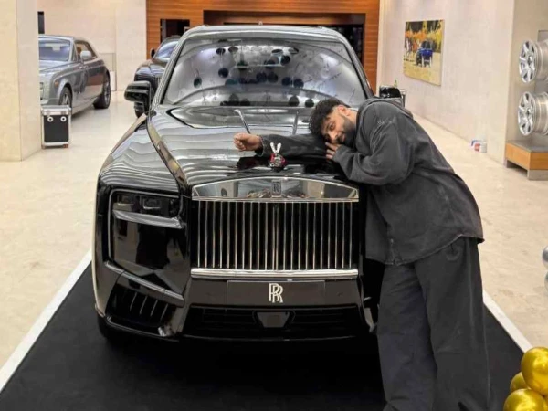The king bought the second most expensive car
