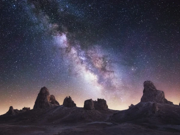 What is the mysterious glow coming towards Earth?