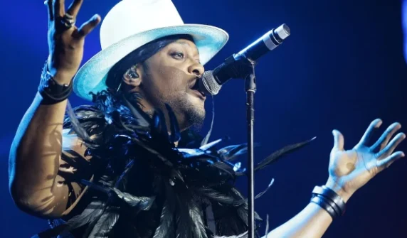 Grammy Award-winning singer passes away