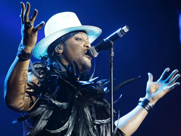 Grammy Award-winning singer passes away