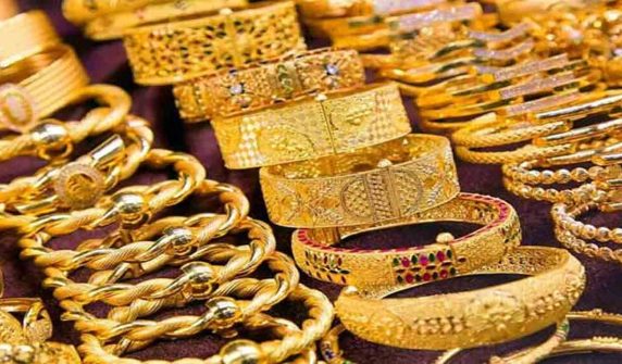 price of gold per tola has decreased