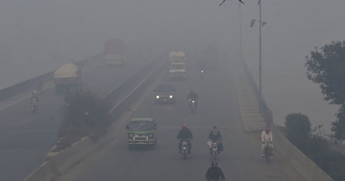 Air pollution continues to reign in various cities of Punjab