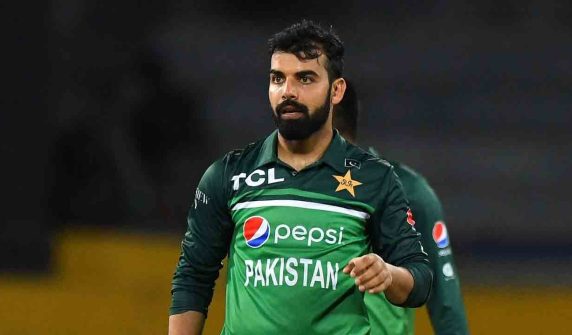 Medical panel satisfied with Shadab's fitness