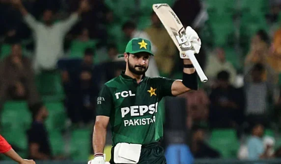 first Pakistani batsman to hit 100 sixes