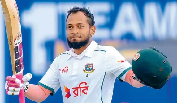 Wicketkeeper-batsman Mushfiqur Rahim