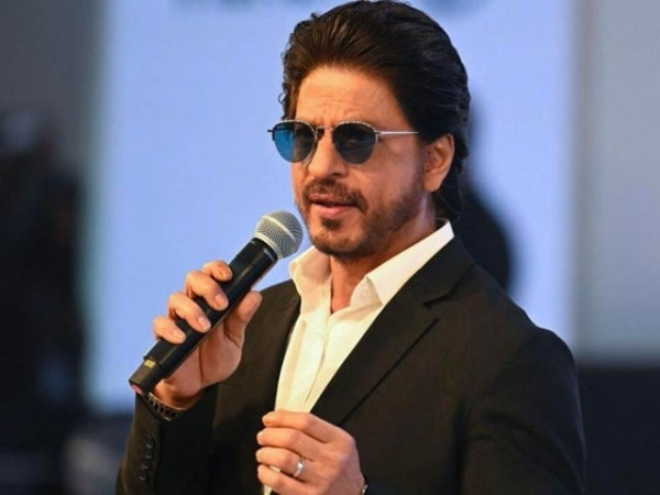 Why did Shah Rukh Khan apologize to fans on his 60th birthday?