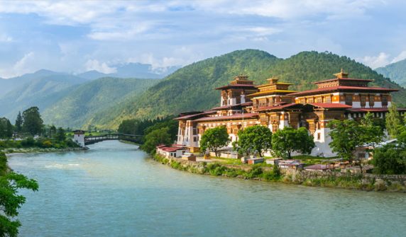 Which country has the most expensive tourist visa in the world?