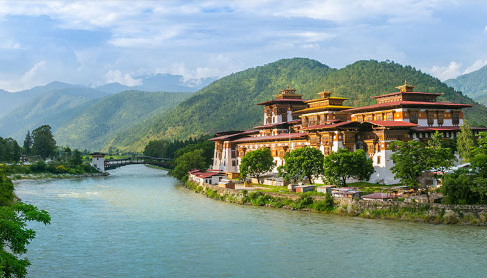 Which country has the most expensive tourist visa in the world?