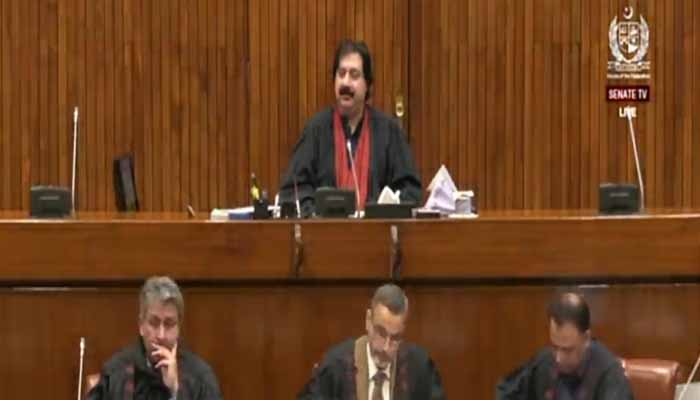 Senate session continues on the issue of approving the 27th Amendment