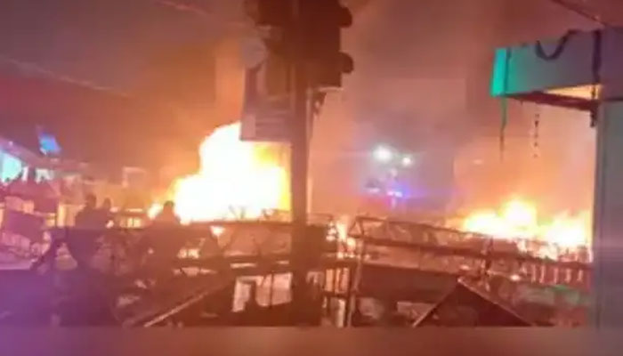 Blast near Red Fort metro station in Indian capital New Delhi