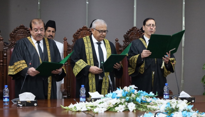 Two more judges of the Federal Constitutional Court took oath