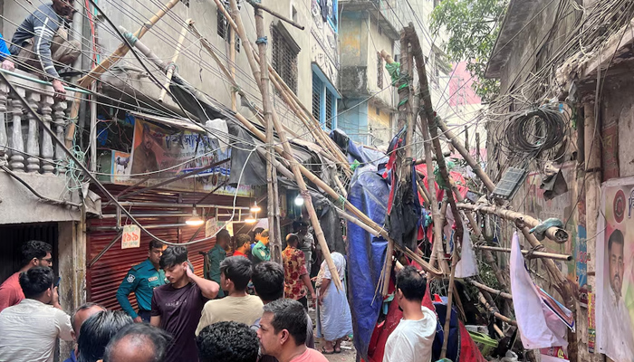 Terrible 5.7 magnitude earthquake hits Bangladesh