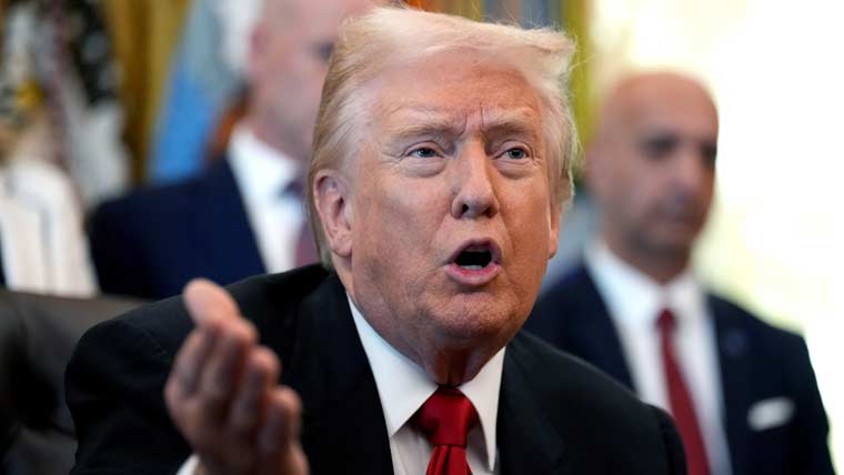 Trump announces legal action against BBC next week