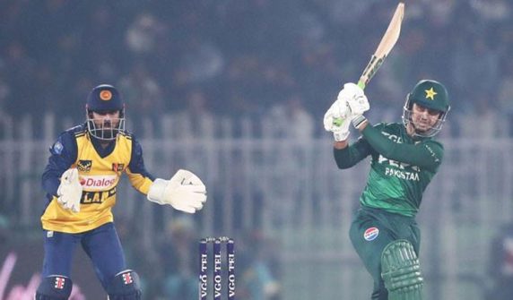Sri Lanka defeats Pakistan by 6 runs