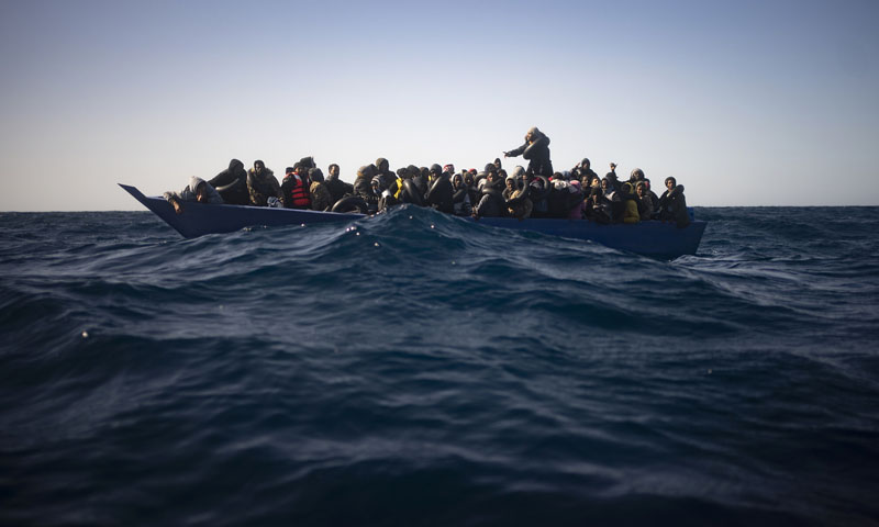 300 missing after migrant boats sink on Malaysia-Thailand border