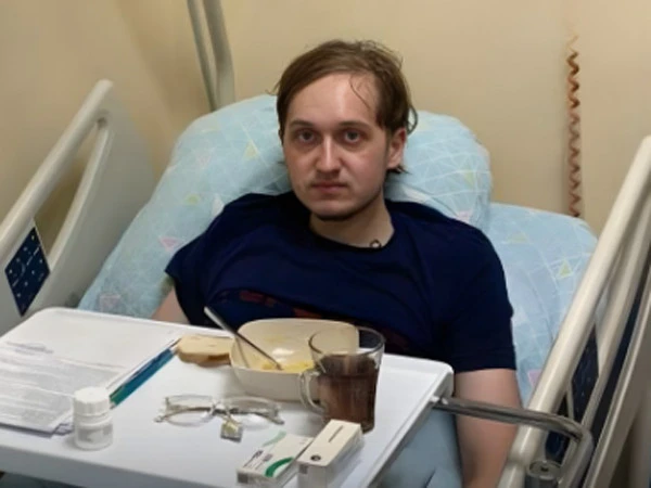 Russian teenager addicted to energy drinks becomes unable to walk
