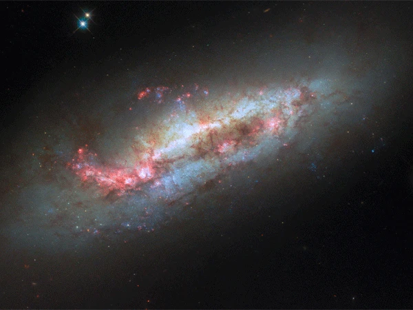 Stunning image of a galaxy 50 million light-years away released