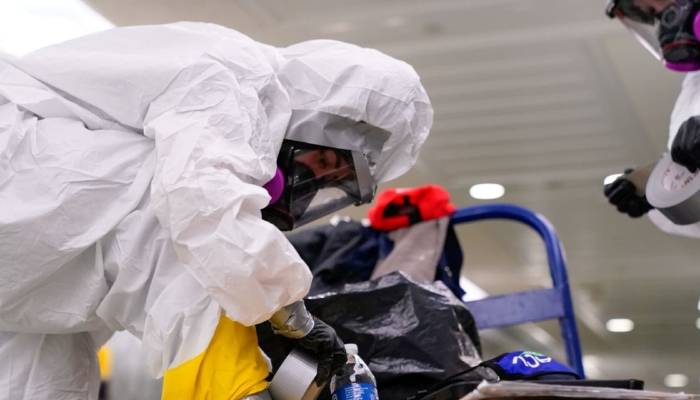 opening suspicious package at US military base