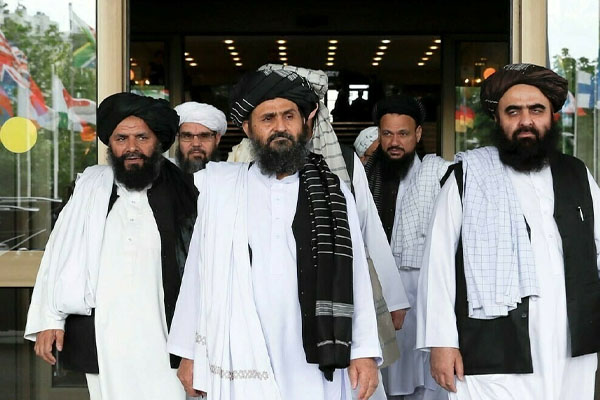 Afghan Taliban government orders traders to stop trading with Pakistan