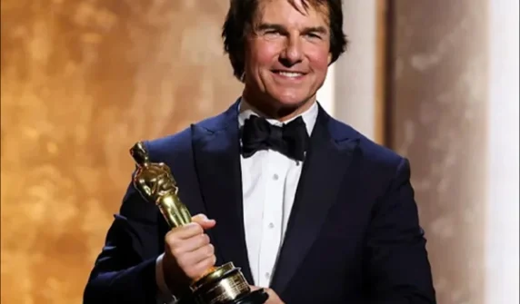 Tom Cruise's 45-year wait is over, he finally gets his first Oscar