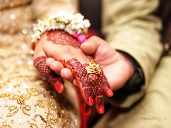 wedding invitation goes viral
