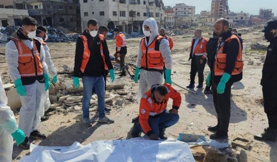 35 unidentified bodies recovered from clinic rubble