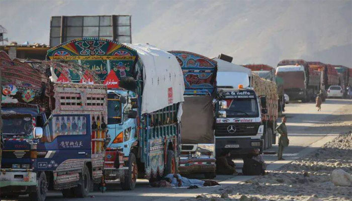 UN aid containers for Afghanistan arrive at Torkham