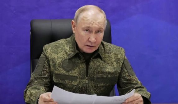 Russian President threatens to occupy Ukrainian region of Donbas