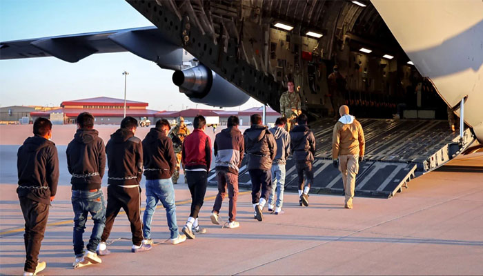 US deports 55 Iranian citizens