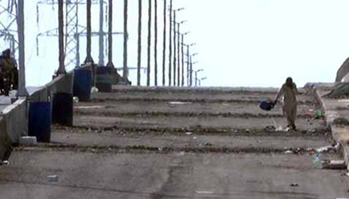 Court stops demolition of old structures of Jam Sadiq Bridge