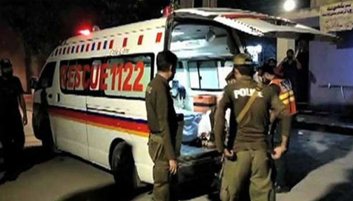 Police mobile hit by train in Sargodha