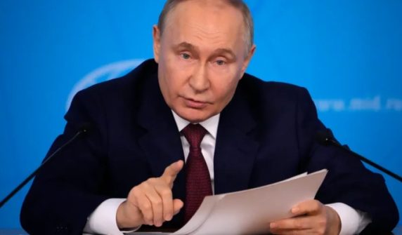 Putin threatens to seize Ukrainian territories by force if negotiations fail