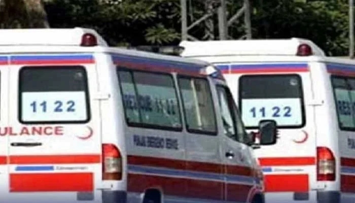 Death toll in bus accident rises to 4