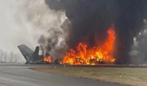 Small plane crashes in North Carolina