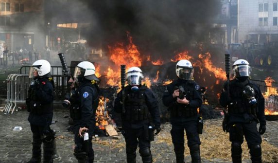 Farmers protest against agricultural policy