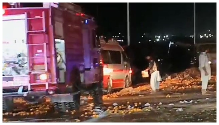 One person killed in collision of 3 vehicles including SHO Nooriabad's vehicle