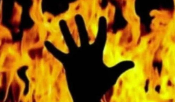 husband burns her alive in front of his children