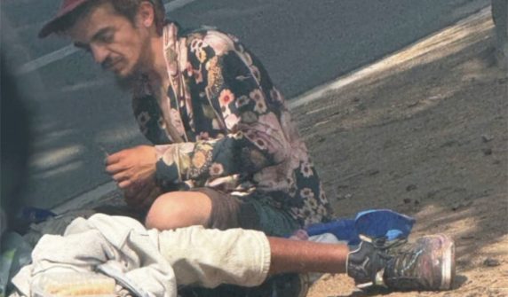 How long was the former child star homeless?