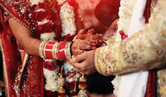 The bride refused to stay with her husband