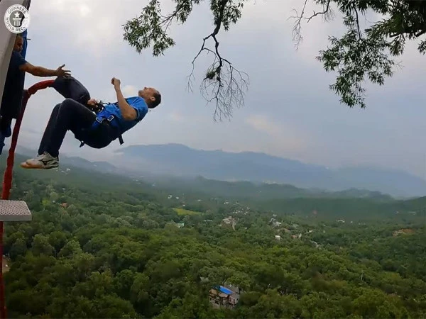 French daredevil sets new record by bungee jumping from 16 locations