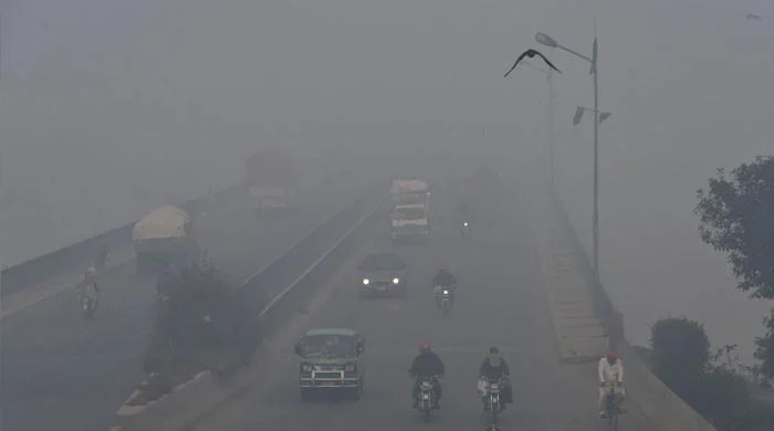 Punjab government further tightens emergency measures to improve air quality