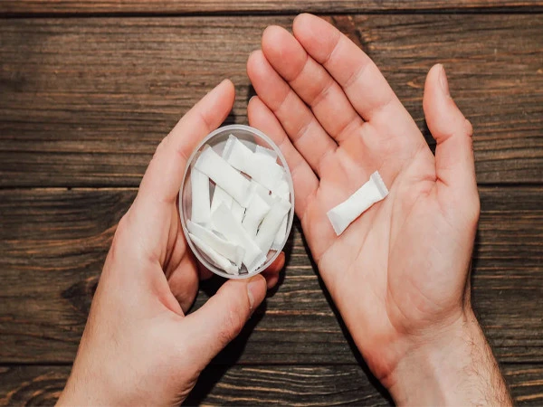The growing trend of using nicotine pouches in 'Gen Z'